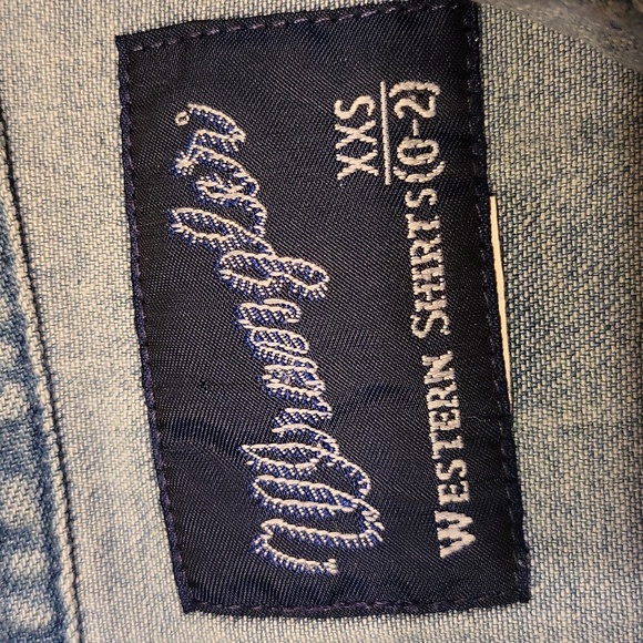 Wrangler denim snap closure shirt - Picture 2 of 4